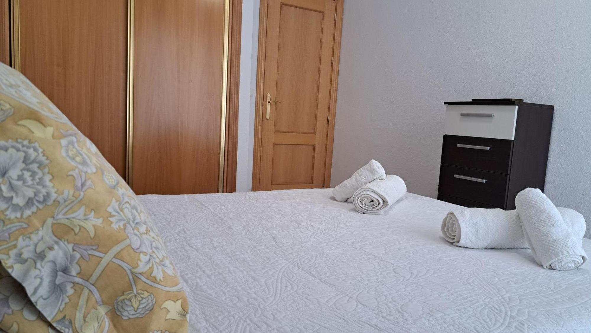 Apartamentos Maria Cristina Con Parking Gratis Córdoba Eksteriør bilde